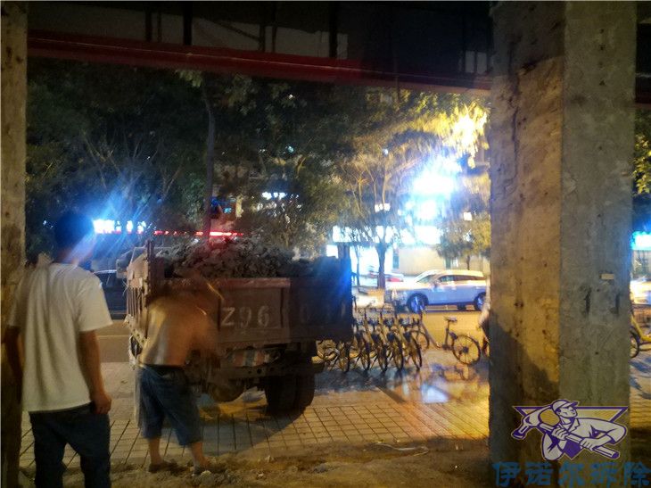 姑蘇技術(shù)好的砸墻拆除哪里不錯(cuò)質(zhì)優(yōu)價(jià)廉